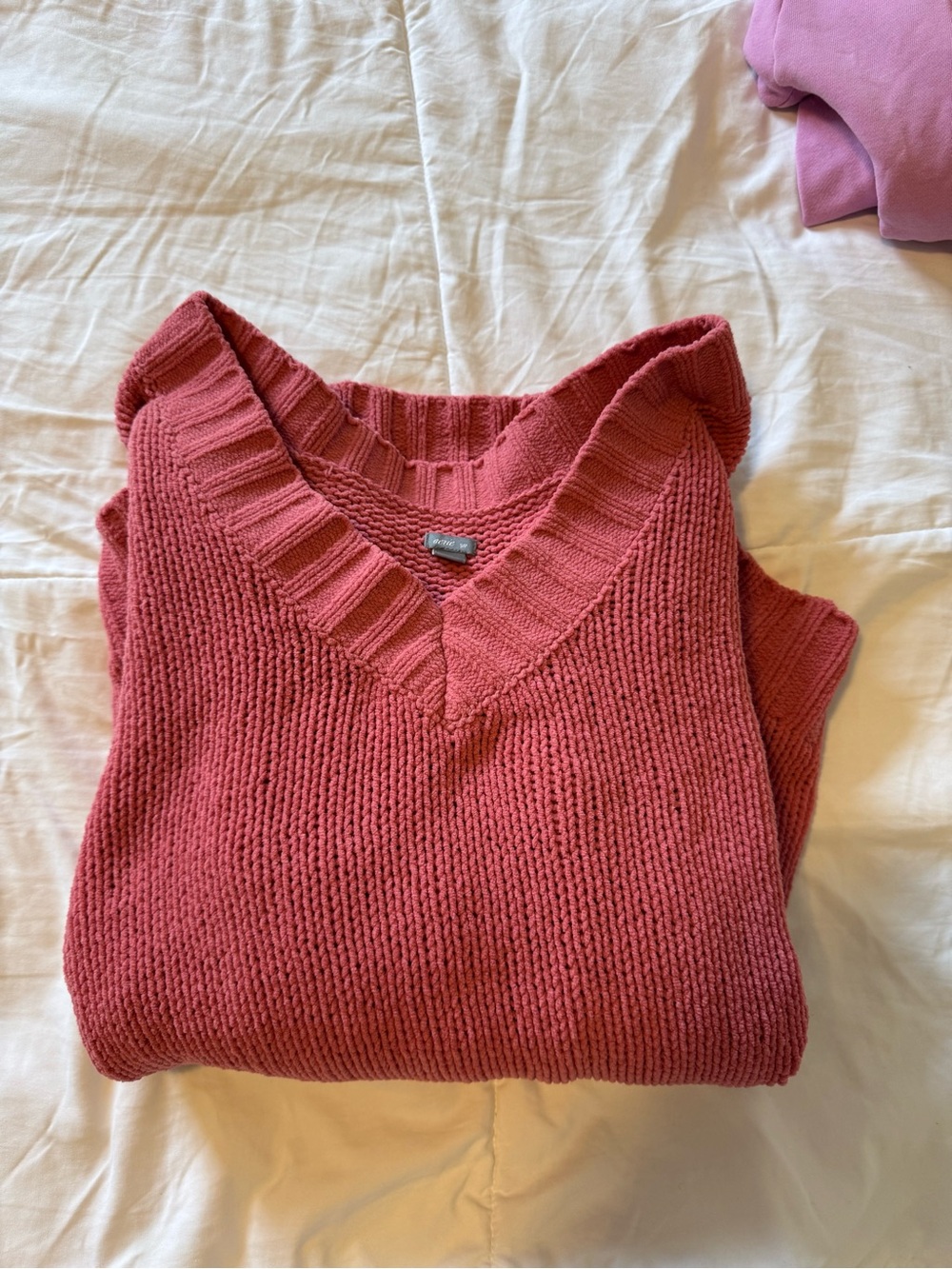 aerie V-Neck Sweater in Rose